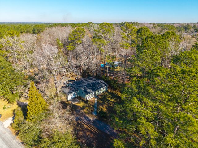 1260 Ridge Road, Ridgeville, SC 29472