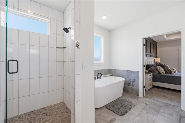 11584 S Roundtree Street, Olathe, KS 66061