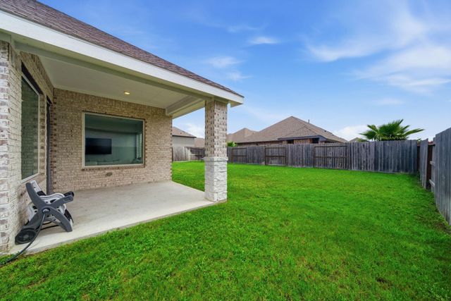 10614 Hazel Hills Drive, Cypress, TX 77433