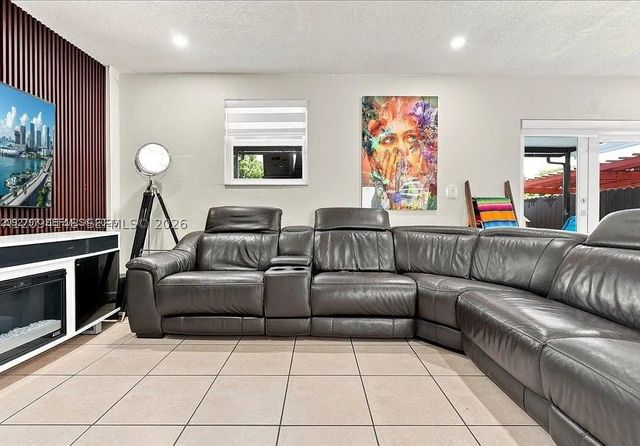 13617 SW 264th Ter, Homestead, FL 33032