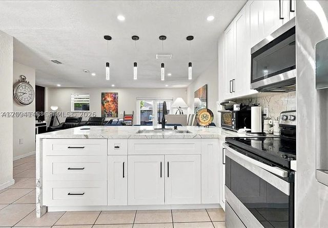 13617 SW 264th Ter, Homestead, FL 33032