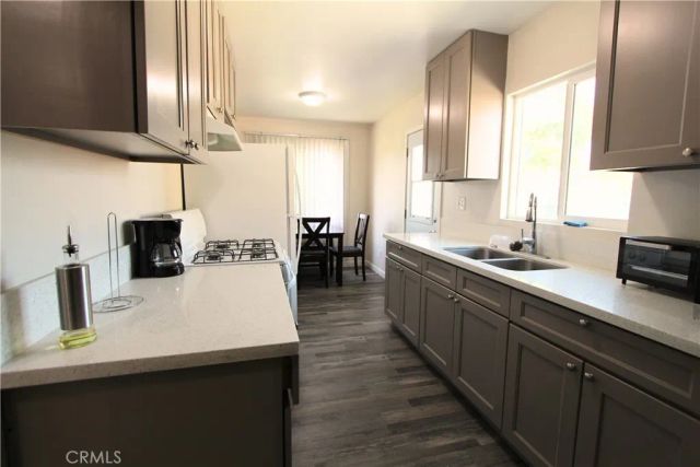 4822 Live Oak St, Cudahy, CA 90201
