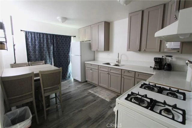 4822 Live Oak St, Cudahy, CA 90201