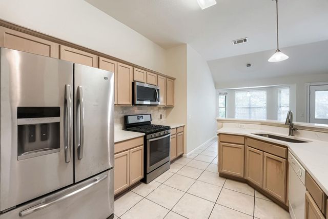 409 Willowbrook DR, Hutto, TX 78634