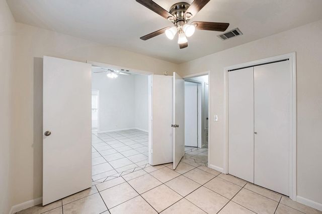 409 Willowbrook DR, Hutto, TX 78634