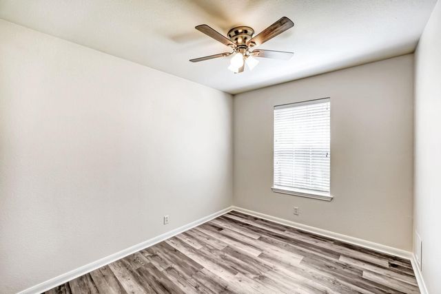 409 Willowbrook DR, Hutto, TX 78634