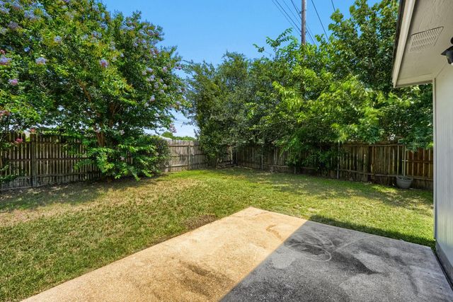 409 Willowbrook DR, Hutto, TX 78634