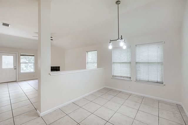 409 Willowbrook DR, Hutto, TX 78634