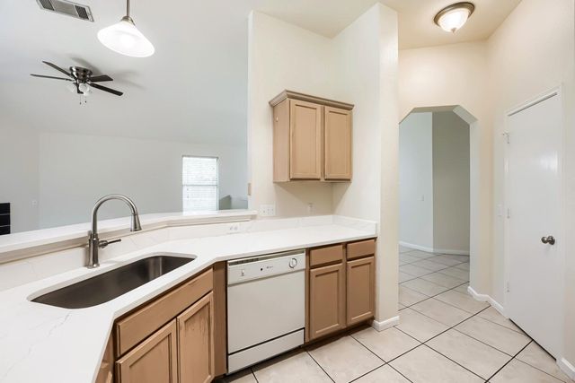 409 Willowbrook DR, Hutto, TX 78634