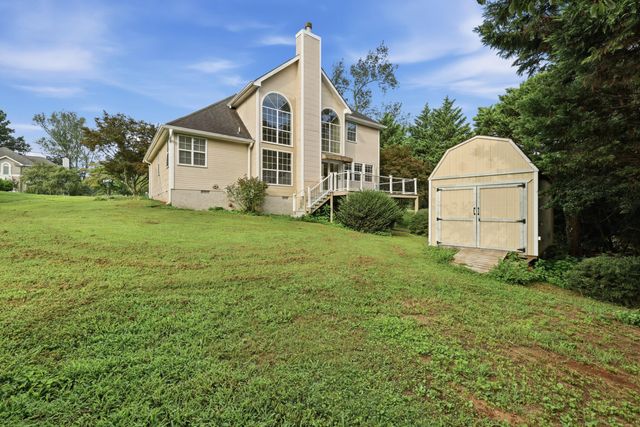 6713 Harvest Run Drive, Harrison, TN 37341