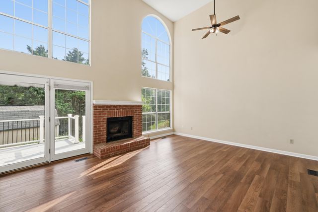 6713 Harvest Run Drive, Harrison, TN 37341