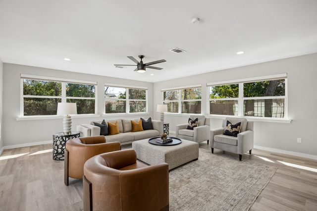 9918 Ila Drive, Dallas, TX 75220