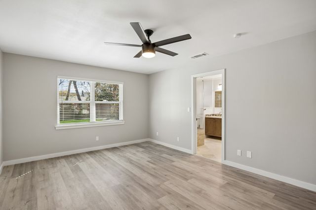 9918 Ila Drive, Dallas, TX 75220