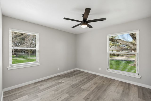 9918 Ila Drive, Dallas, TX 75220