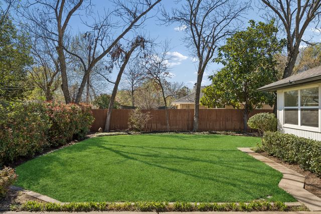 9918 Ila Drive, Dallas, TX 75220