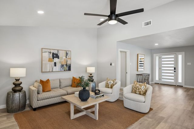 9918 Ila Drive, Dallas, TX 75220