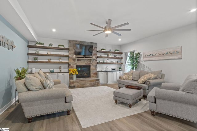 234 Chinook Drive, Greenville, SC 29607