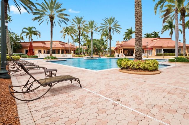 18746 SW 27th Ct, Miramar, FL 33029