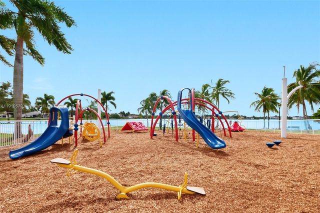 18746 SW 27th Ct, Miramar, FL 33029