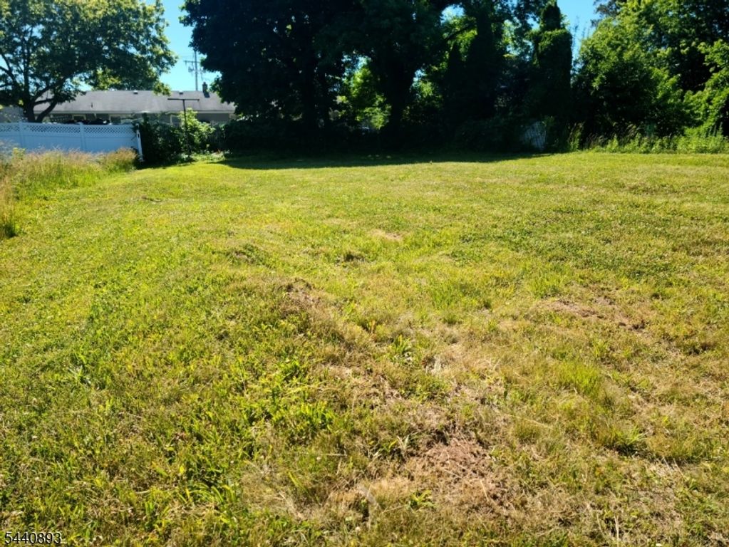 310 N 2Nd Ave, Manville Boro, NJ 08835 — photo 3