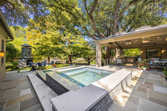 11117 Eastview Circle, Dallas, TX 75230