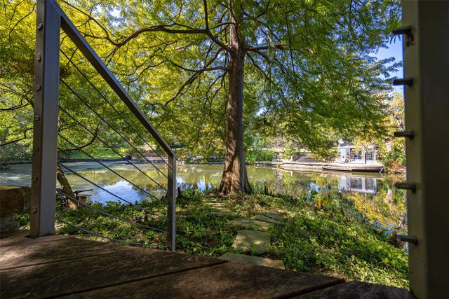 11117 Eastview Circle, Dallas, TX 75230