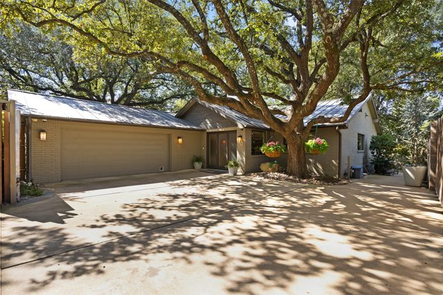 11117 Eastview Circle, Dallas, TX 75230