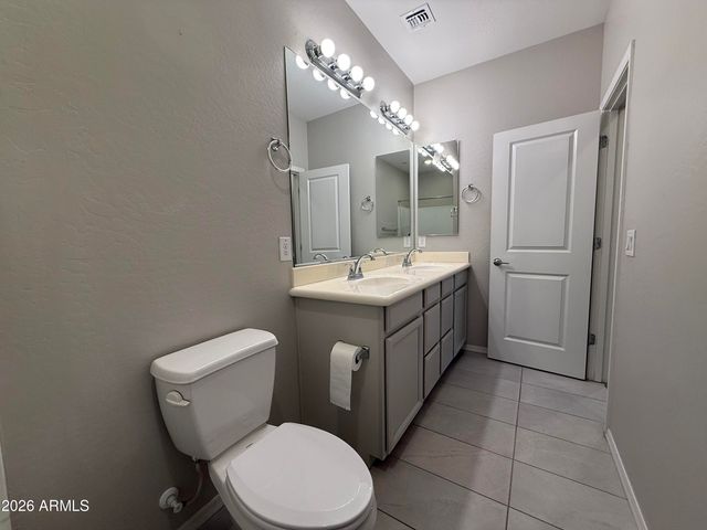2661 S Sulley Drive Unit 104, Gilbert, AZ 85295