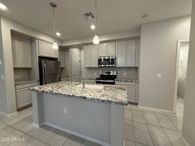 2661 S Sulley Drive Unit 104, Gilbert, AZ 85295