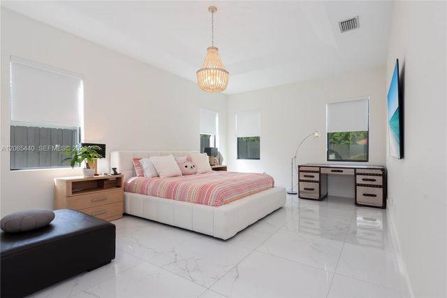 17320 SW 92nd Court 17320, Palmetto Bay, FL 33157