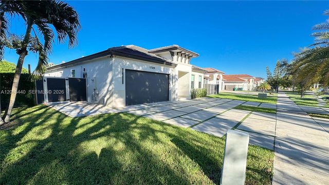 17320 SW 92nd Court 17320, Palmetto Bay, FL 33157