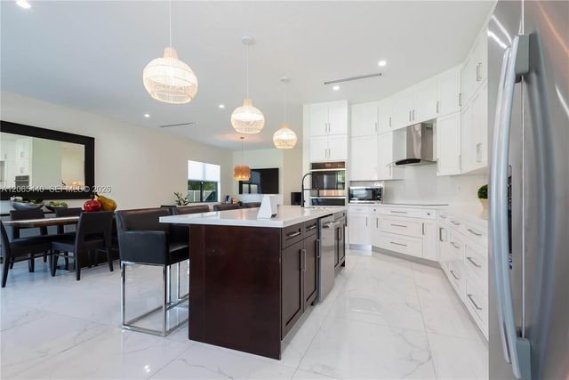 17320 SW 92nd Court 17320, Palmetto Bay, FL 33157
