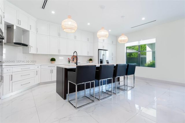 17320 SW 92nd Court 17320, Palmetto Bay, FL 33157