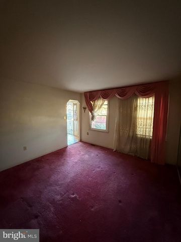 9006 TRUBADOR DR, Clinton, MD 20735