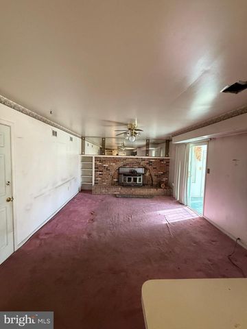 9006 TRUBADOR DR, Clinton, MD 20735