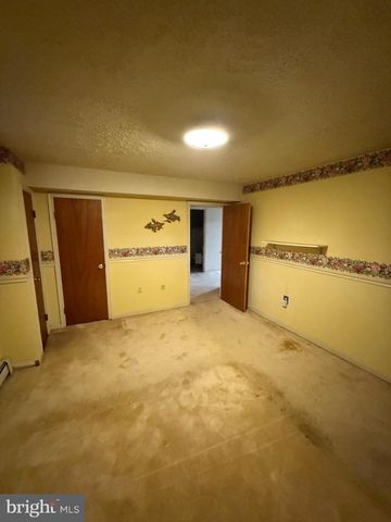 9006 TRUBADOR DR, Clinton, MD 20735