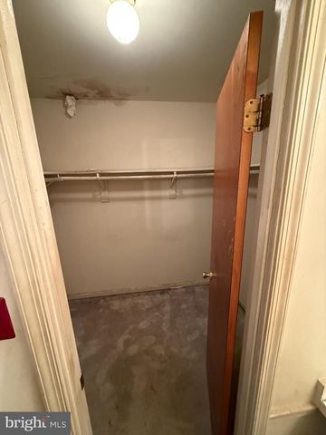 9006 TRUBADOR DR, Clinton, MD 20735