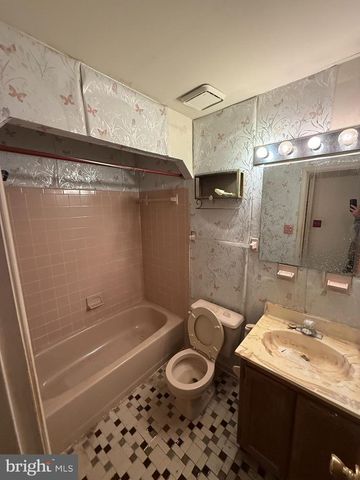 9006 TRUBADOR DR, Clinton, MD 20735