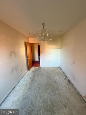 9006 TRUBADOR DR, Clinton, MD 20735