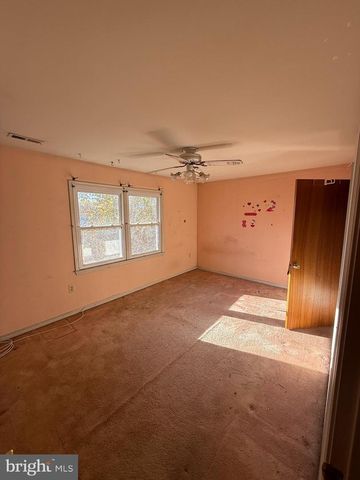 9006 TRUBADOR DR, Clinton, MD 20735