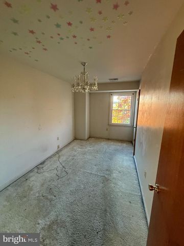 9006 TRUBADOR DR, Clinton, MD 20735