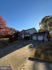 9006 TRUBADOR DR, Clinton, MD 20735