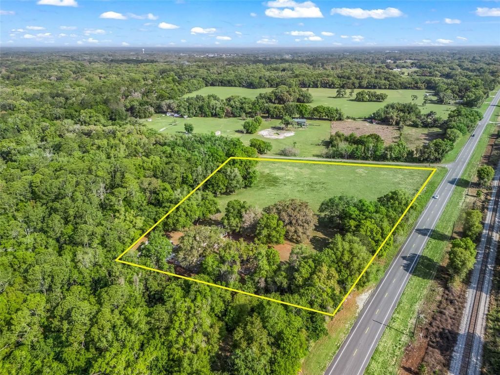 Image 43 of property listing at 8234 S US 301, Bushnell, FL 33513