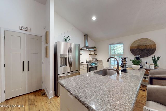 508 S Glenwood Trail, Southern Pines, NC 28387