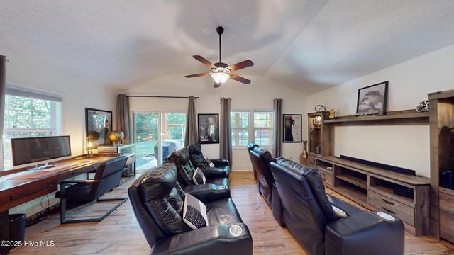 508 S Glenwood Trail, Southern Pines, NC 28387