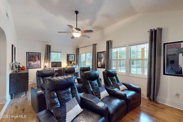 508 S Glenwood Trail, Southern Pines, NC 28387