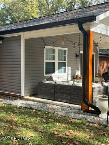 508 S Glenwood Trail, Southern Pines, NC 28387