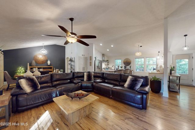 508 S Glenwood Trail, Southern Pines, NC 28387