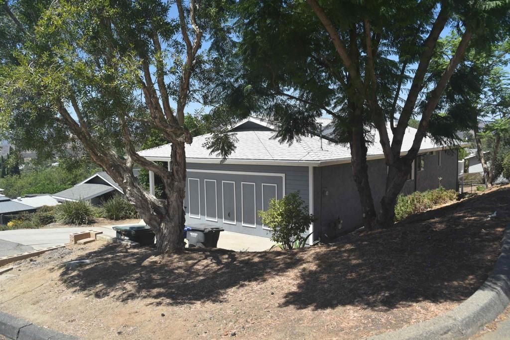 604 Porter Street, Fallbrook, CA 92028 — exterior