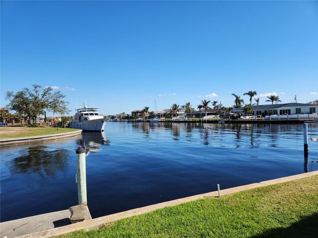 2215 PALM TREE DRIVE, Punta Gorda, FL 33950